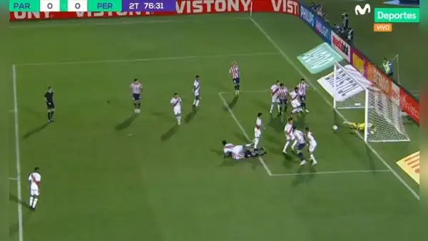 Pedro Gallese sacó una mano providencial y evitó el 1-0 de Paraguay en la línea de gol