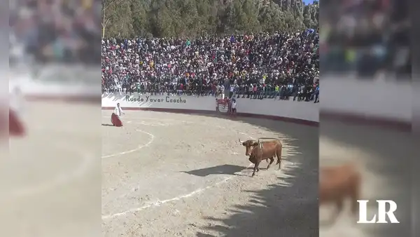 Joven muere tras recibir una cornada de toro durante una corrida en Huancavelica