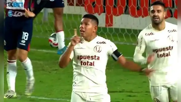 Edison Flores anotó el 1-0 de Universitario ante Municipal y mandó a callar a los hinchas