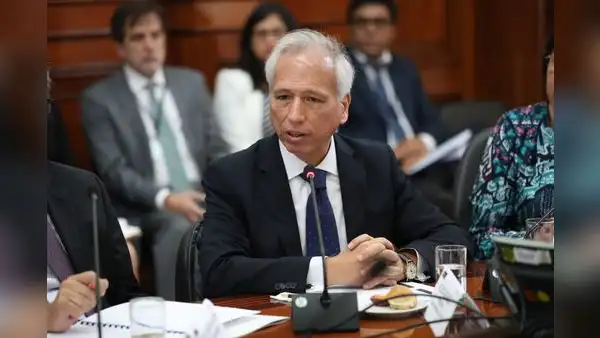 Aldo Vásquez: “Concluidos los 14 días, el Congreso puede destituir a los miembros del JNJ”