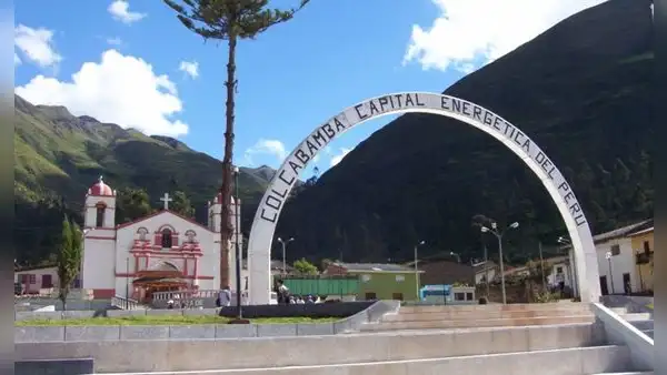 Colcabamba, en Huancavelica, es la capital energética del país, pero en sus comunidades aún usan velas y mecheros