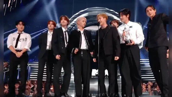 Stray Kids venció a BLACKPINK y TXT en los VMAs 2023: grupo gana mejor k-pop y queda en shock