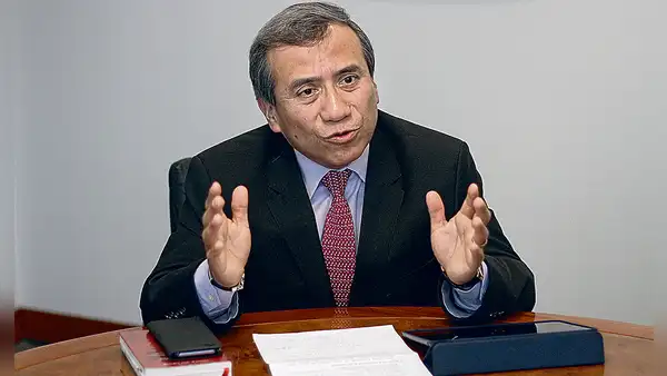 Samuel Abad: “No existe un procedimiento establecido, lo cual es una violación al debido proceso”