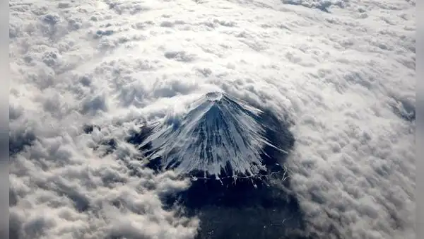 Científicos detectan microplásticos en las nubes por primera vez