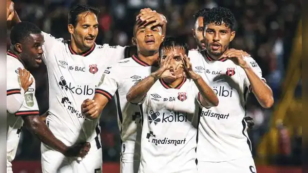 Alajuelense ganó 3-1 a Cartaginés por los cuartos de final de la Copa Centroamericana Concacaf