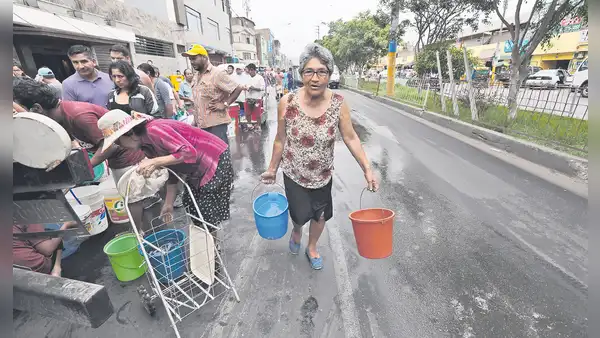 Ministra dice que un 85% de zonas tendrán agua a las 48 horas