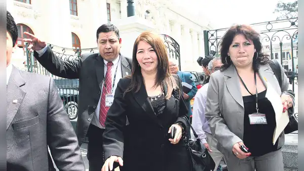 María Cordero podría ser la primera congresista sancionada por recorte de sueldos