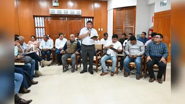 Alcaldes encaran  a la PCM por falta  de recursos ante  El Niño Global en Piura
