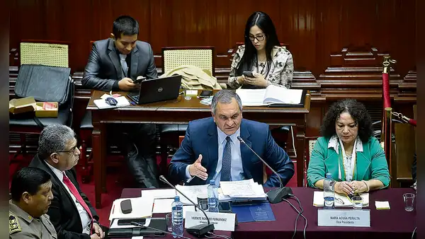 Congreso: aprueban interpelación a ministro del Interior