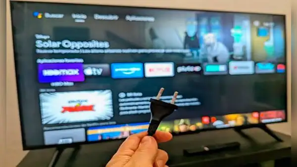 Smart TV: ¿es recomendable desenchufar tu televisor cuando no lo estás utilizando?