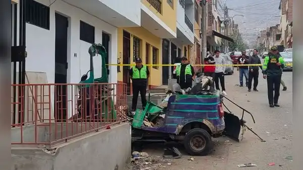 Detonan explosivo dentro de mototaxi tras discusión entre vecinos en Independencia