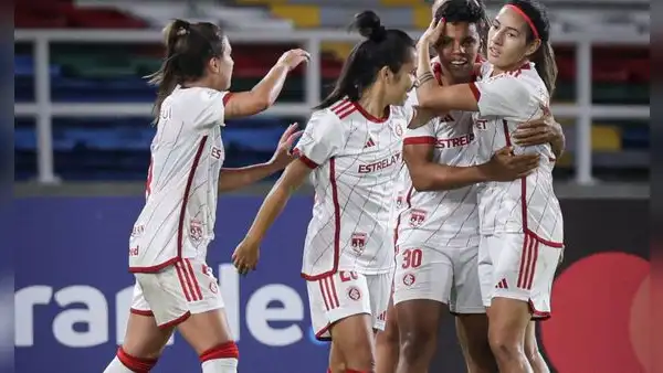 En un festival de goles, Internacional derrotó 4-2 a América de Cali por la Copa Libertadores Femenina