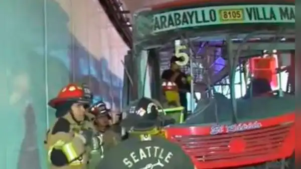 Panamericana Sur: El Rápido choca contra bus de Rutas de Lima y deja 9 personas heridas
