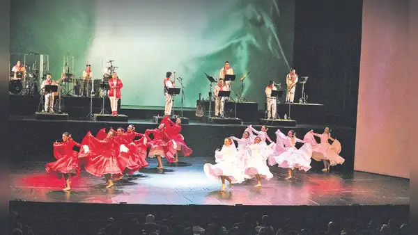Música y danza en nombre del Nazareno