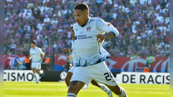 Periodista de ESPN quedó asombrado con Paolo Guerrero por jugar 120 minutos con LDU Quito