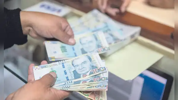 MEF respalda dar bonos de hasta S/700