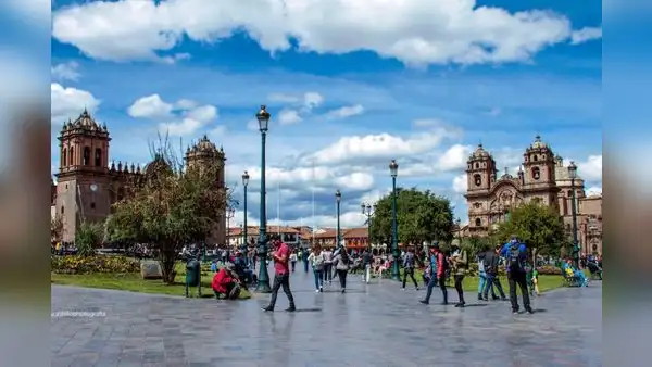 ¿Por qué restringirán ingreso y consumo de bebidas alcohólicas en plaza de Cusco este 31 de octubre?