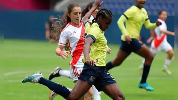 Ecuador venció 2-0 a Perú en amistoso internacional por fútbol femenino