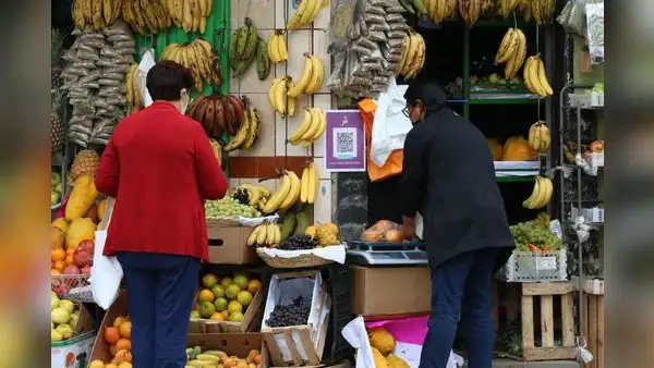 Inflación a octubre toca mínimos de 27 meses