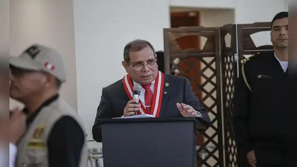 Javier Arévalo: deben salir las FF.AA. pero con plan coordinado de seguridad
