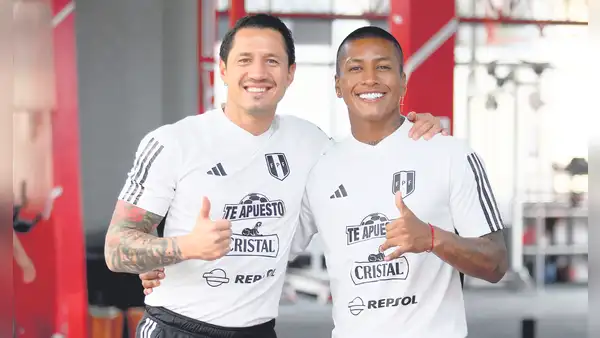 Gianluca Lapadula regresó a la selección peruana