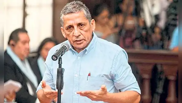 Antauro Humala discutió con periodista que le cuestionó consumo de cannabis