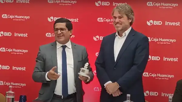 BID Invest se convierte en accionista de Caja Huancayo para fortalecer la inclusión financiera en Perú