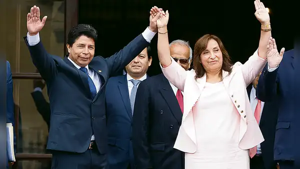 Las censuras en el Gobierno de Pedro Castillo y en el de Dina Boluarte