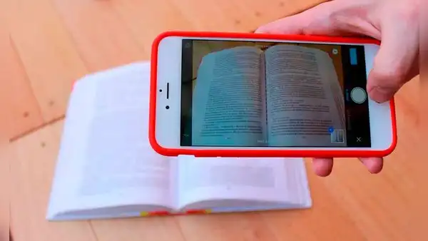 ¿Tomaste varias fotos a un libro? Así podrás transcribir el texto en Word en segundos
