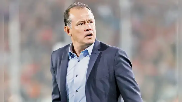Federación Peruana de Fútbol: salida de Juan Reynoso costaría caro