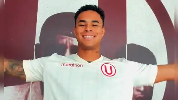 Universitario sorprende al anunciar Christopher Olivares como el '9' para el centenario