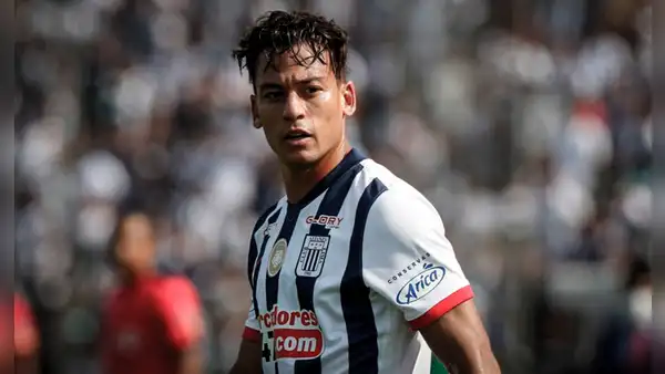 Cristian Benavente no seguirá en Alianza Lima y aclara que no quería un aumento para renovar