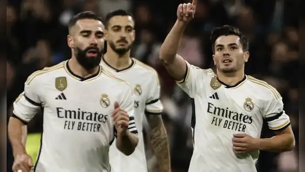 Real Madrid ganó 2-0 al Granada y trepa a la cima de LaLiga de España superando al Girona