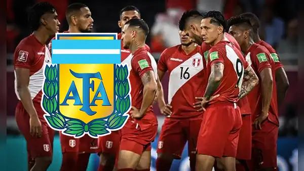 Selección peruana tendría como opción a joven DT argentino en caso de que no acepte Jorge Fossati