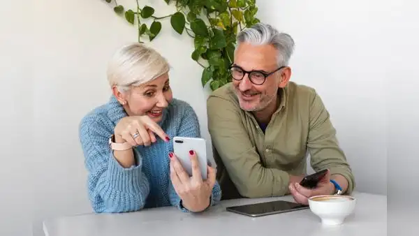 Generación Plateada: cuatro claves para encontrar trabajo a partir de los 50
