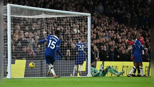 Chelsea triunfó a domicilio: derrotó 2-0 a Sheffield United y escaló en la tabla de la Premier League