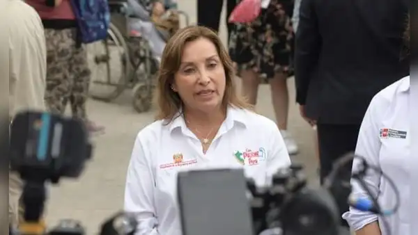 Dina Boluarte insinúa que algunos agentes de la PNP protegerían a prófugos de la justicia