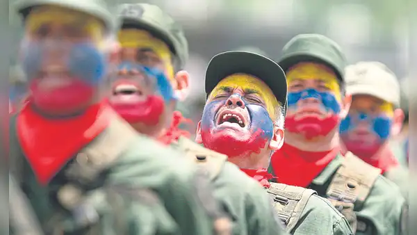 Venezuela empieza ejercicios militares en frontera con Guyana