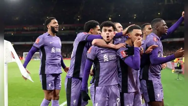 Con un golazo de Luis Díaz, Liverpool ganó 2-0 al Arsenal y avanzó en la FA Cup