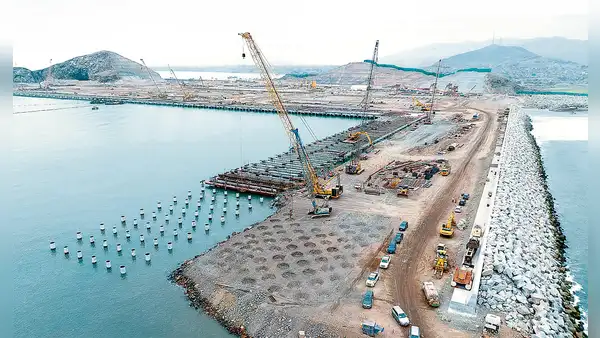 Puerto de Chancay está construido al 56%