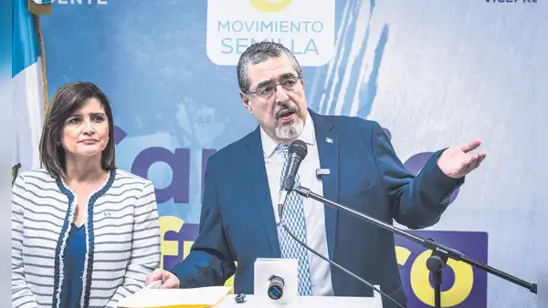 Guatemala: Congreso retrasa relevo presidencial