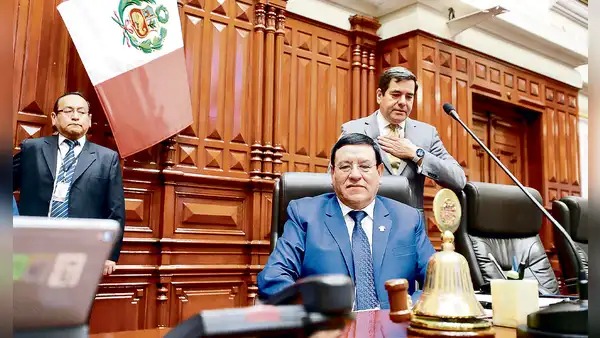 Acuñista Alejandro Soto ahora agenda ley para prolongar la minería ilegal