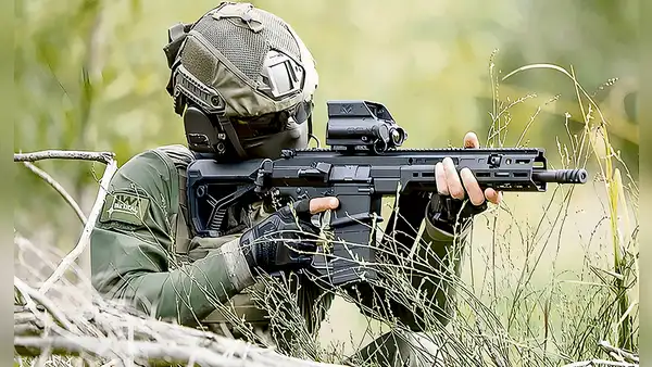 Ejército: empresas desmienten que hubo licitación en compra de fusiles