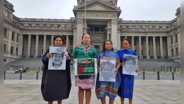 Deudos de defensores ambientales amazónicos piden justicia en Lima