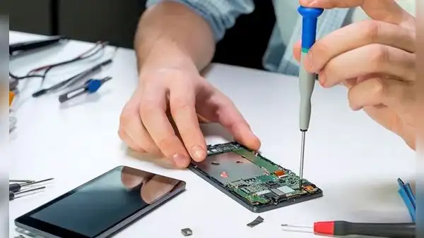 ¿Qué piezas de tu smartphone pueden repararse y cuáles son imposibles de arreglar?