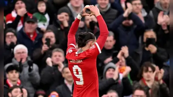 Liverpool goleó 5-2 al Norwich City y clasificó a la siguiente ronda de la FA Cup