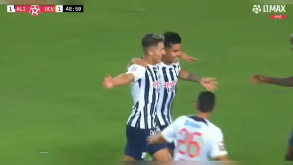Catriel Cabellos anota espectacular golazo y pone el 2-1 de Alianza Lima ante Vallejo