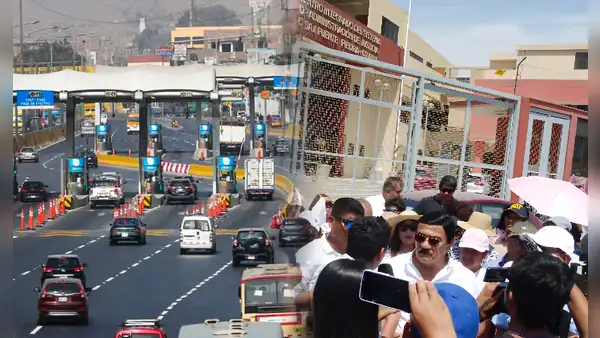 Puente Piedra: vecinos demandan constitucionalmente a Rutas de Lima y MML por cobro de peaje