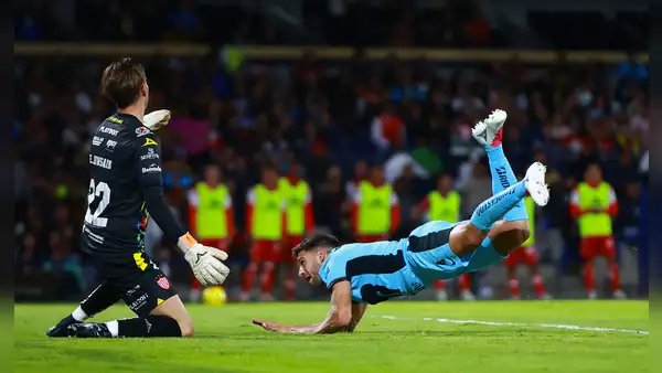 Con Piero Quispe, Pumas tropezó de local e igualó 2-2 ante Necaxa por la Liga MX