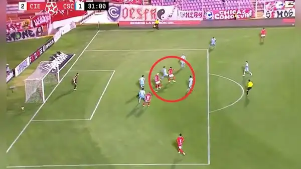 Josué Estrada anota espectacular golazo de taco con Cienciano ante Sporting Cristal